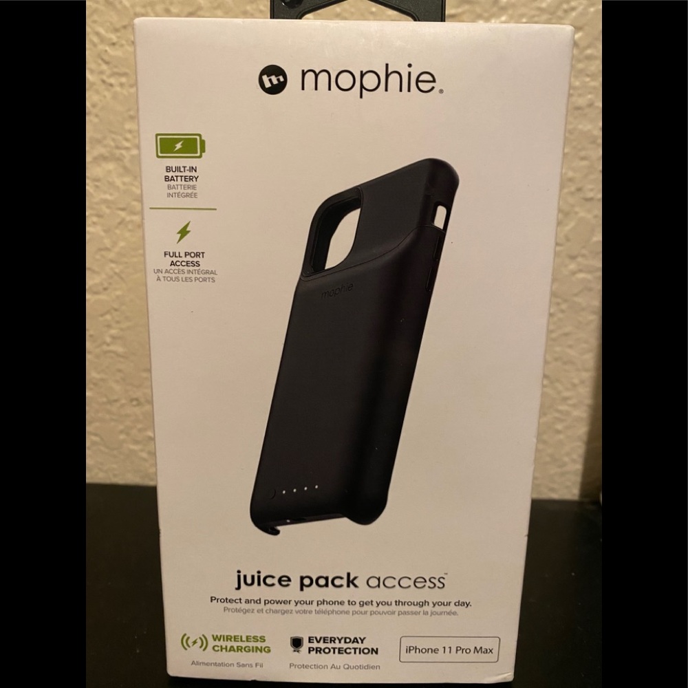 Charging case